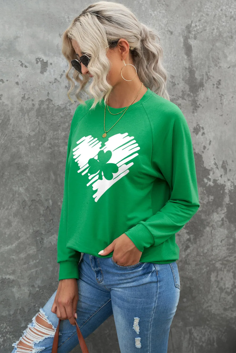 Green Heart Shaped Clover Print Long Sleeve Sweatshirt